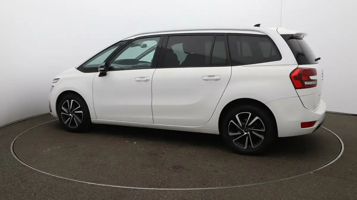 2022-citroen-grand-c4-spacetourer-12-puretech-sense-eat8-big-40