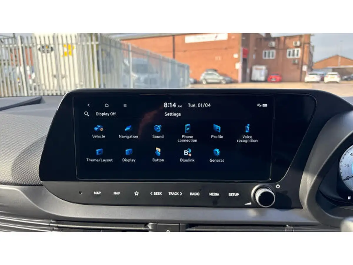 2024-hyundai-i20-10-t-gdi-premium-big-48