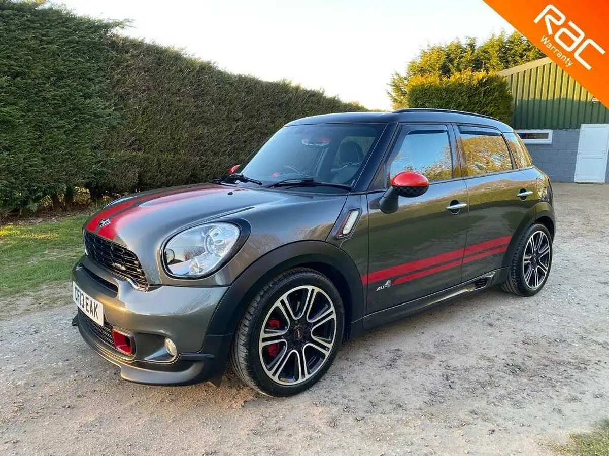2013-mini-countryman-16-john-cooper-works-chili-big-0