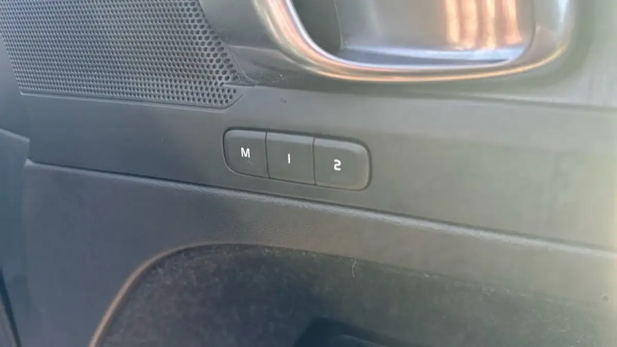 2021-volvo-xc40-15-t3-inscription-163bhp-big-49