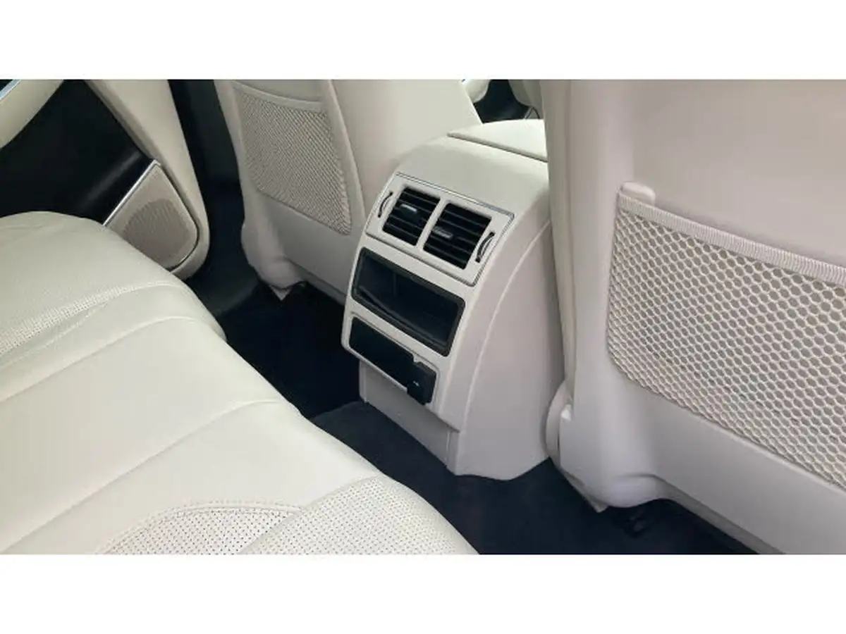 2022-jaguar-f-pace-20-d200-r-dynamic-black-big-17