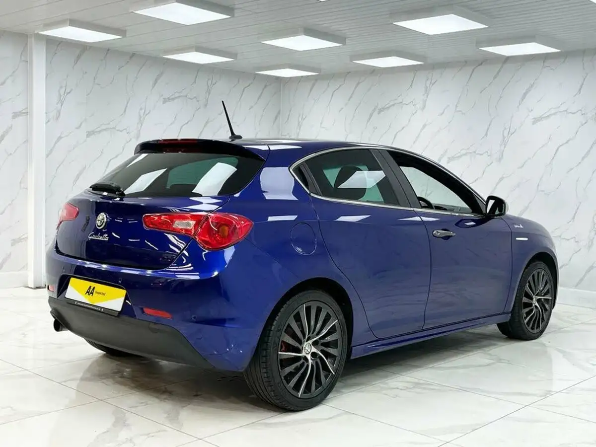 2015-alfa-romeo-giulietta-14-tb-qv-line-big-10