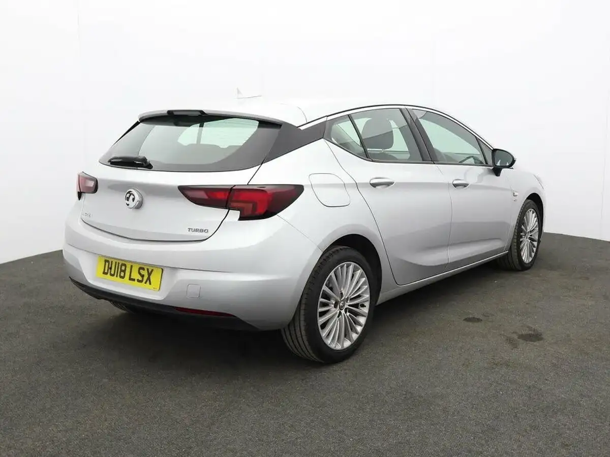 2018-vauxhall-astra-14i-16v-turbo-elite-nav-150ps-hatchback-big-6