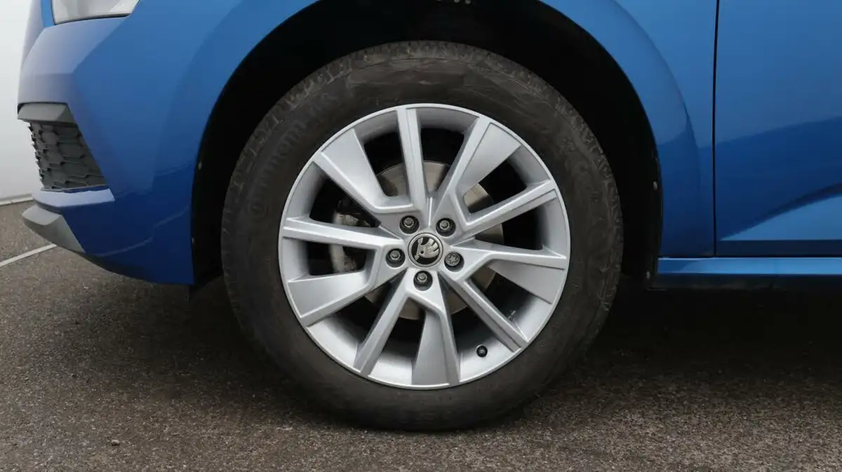 2021-skoda-kamiq-10-tsi-se-95ps-big-18