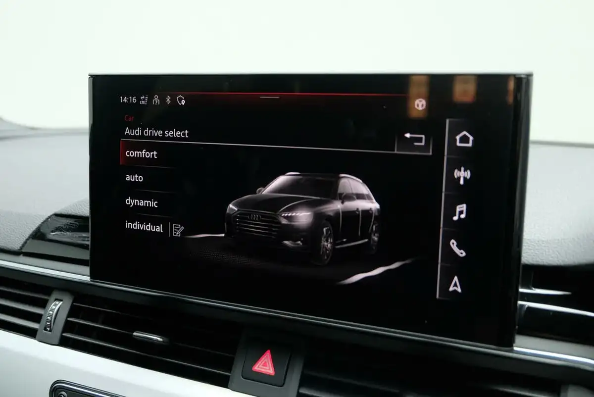 2024-audi-a4-avant-20-35-tfsi-s-line-big-39