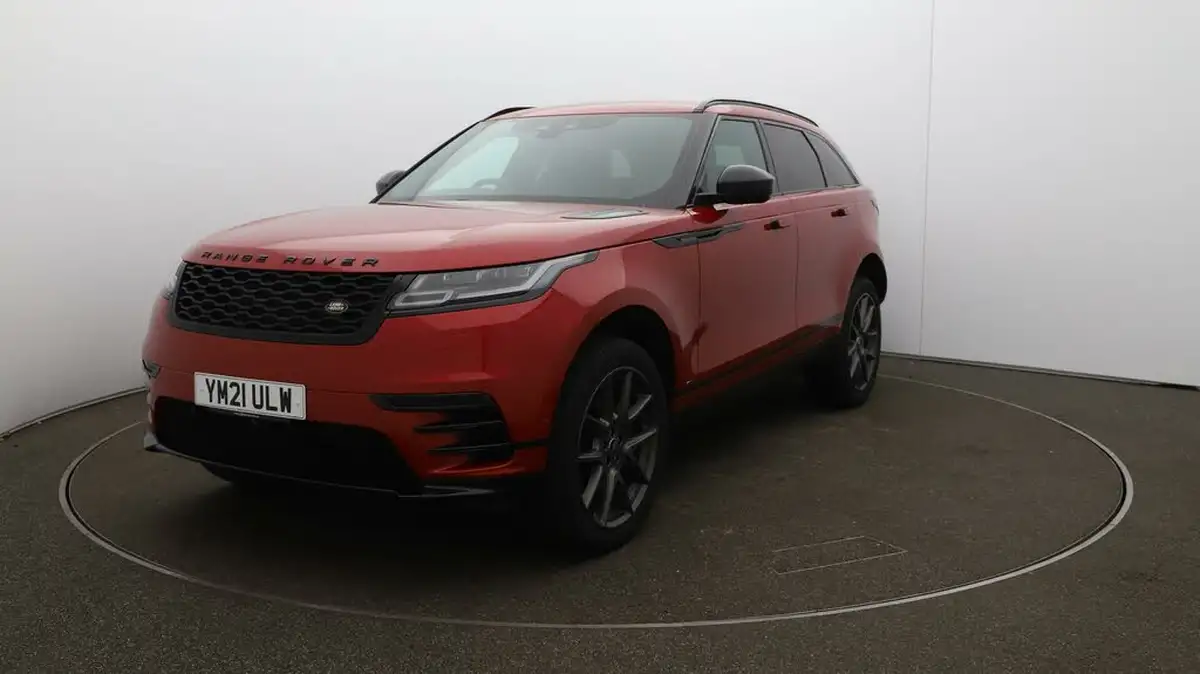 2021-land-rover-range-rover-velar-20-d200-r-dynamic-hse-big-29