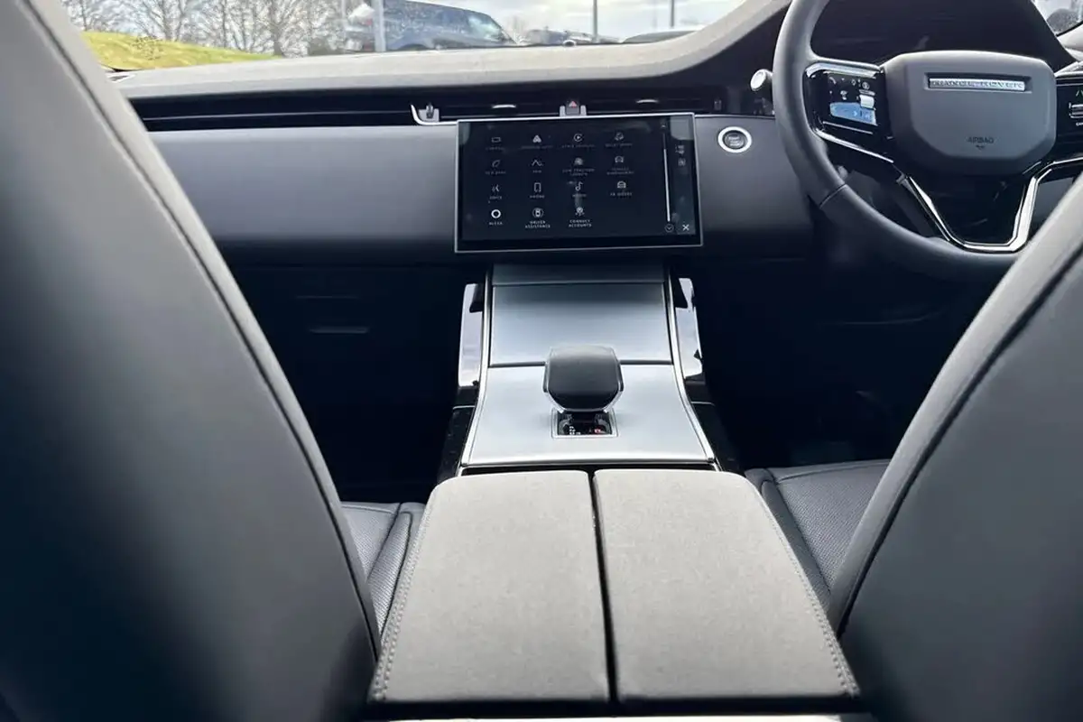2024-land-rover-range-rover-evoque-20-d165-s-awd-auto-big-13
