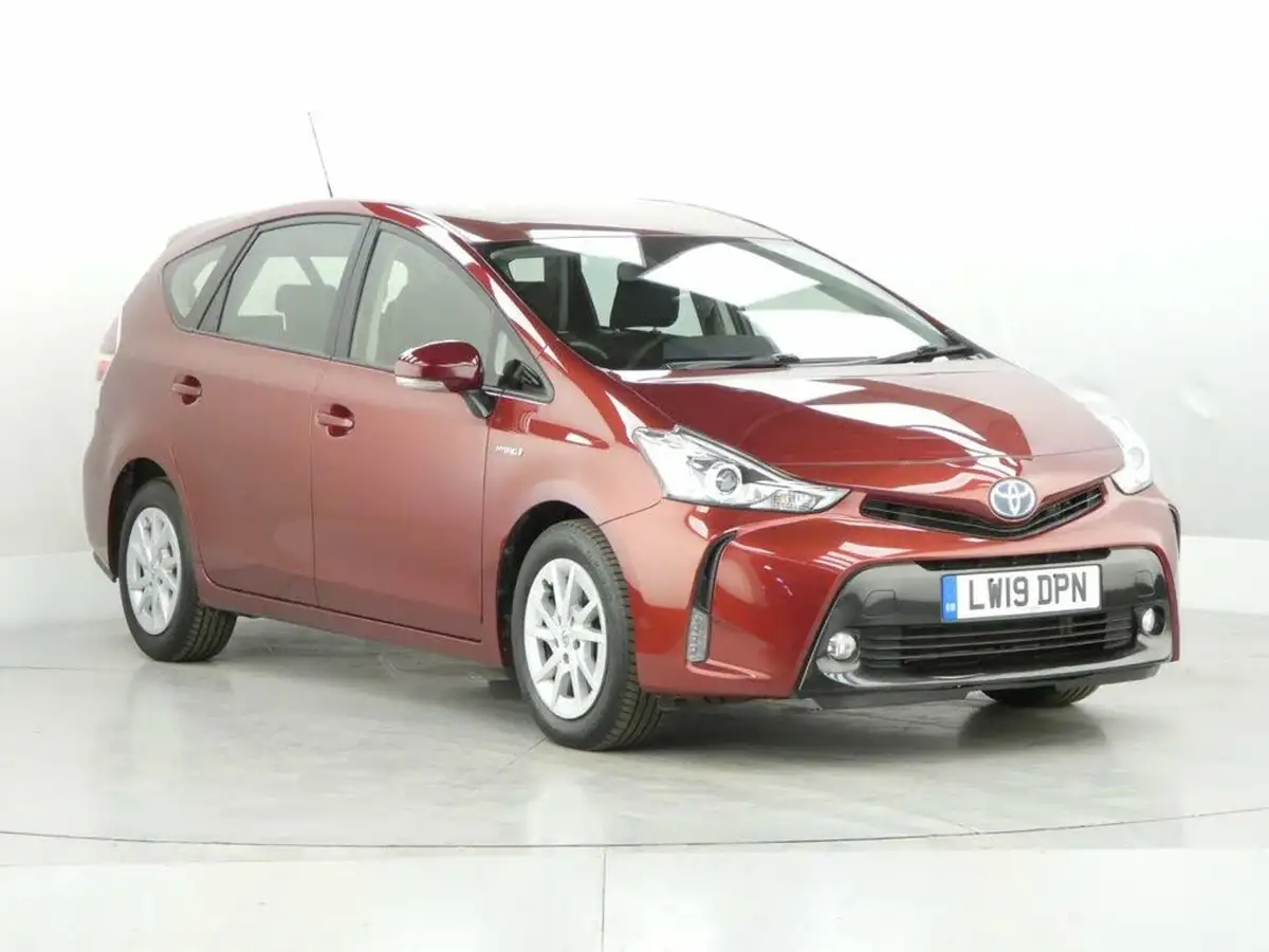 2019-toyota-prius-18-vvt-i-icon-ss-big-1