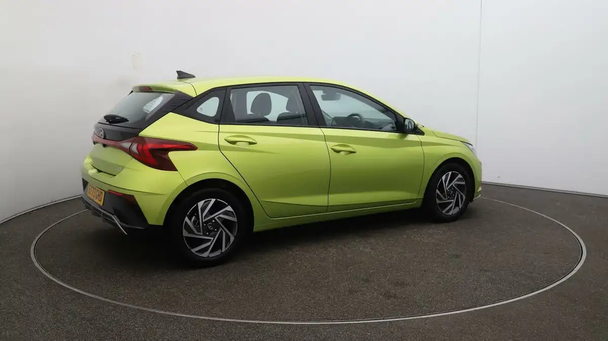 2024-hyundai-i20-10-t-gdi-advance-big-44