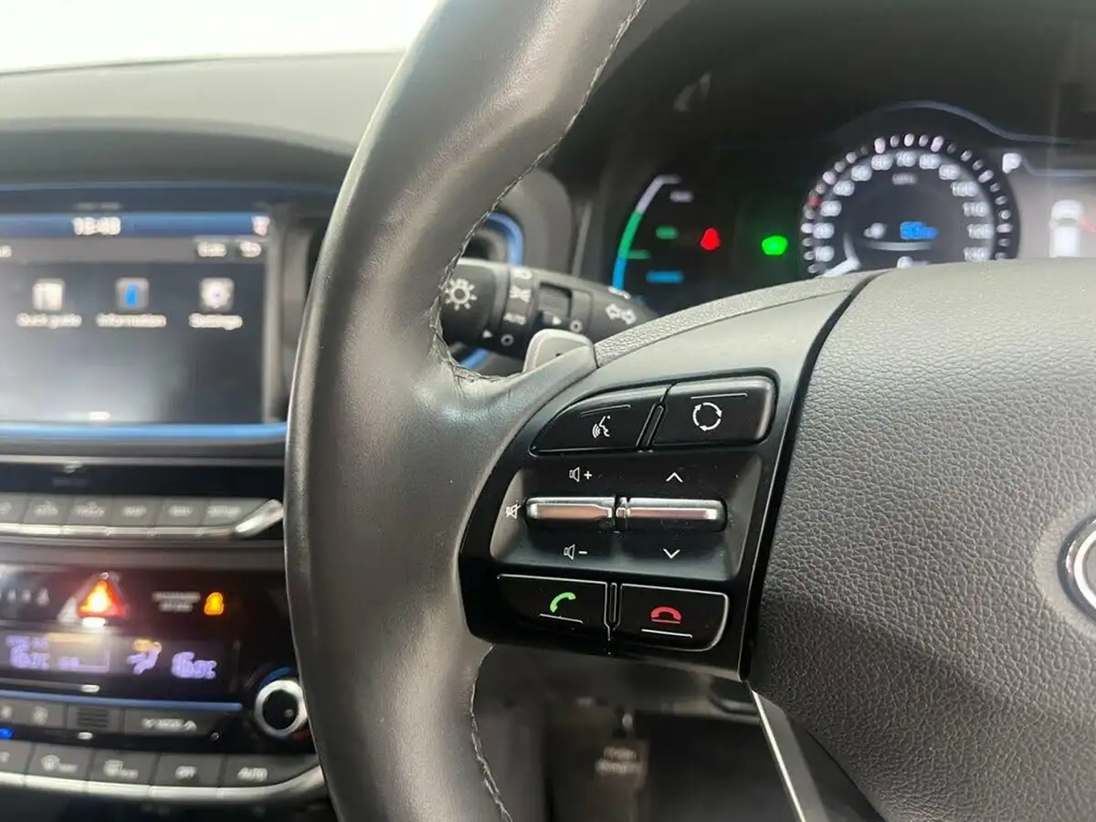 2019-hyundai-ioniq-16-gdi-premium-se-plug-in-hybrid-big-25