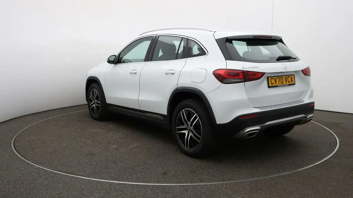 2020-mercedes-benz-gla-class-13-gla-200-sport-big-53