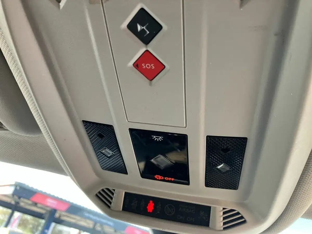 2019-ds-ds-3-crossback-12-puretech-prestige-130ps-eat8-big-55