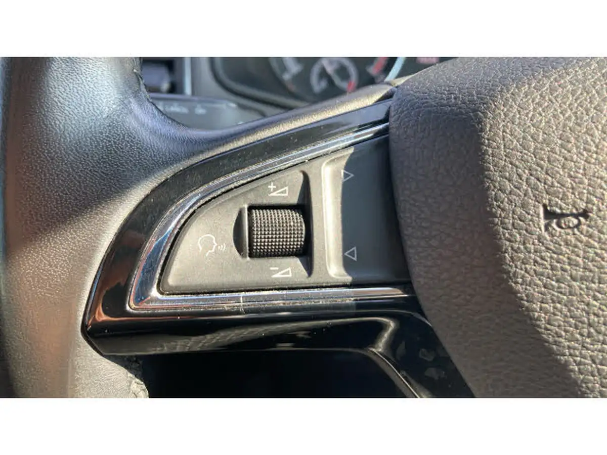 2020-skoda-karoq-10-tsi-se-115ps-big-25