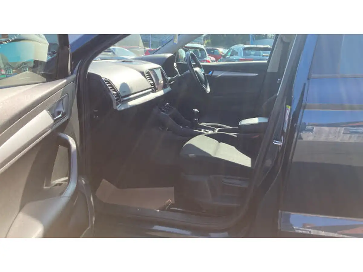2020-skoda-karoq-10-tsi-se-115ps-big-49