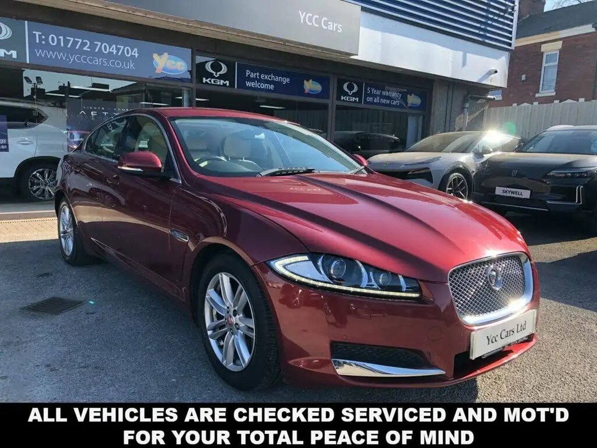 2014-jaguar-xf-22td-luxury-163ps-saloon-4d-big-2
