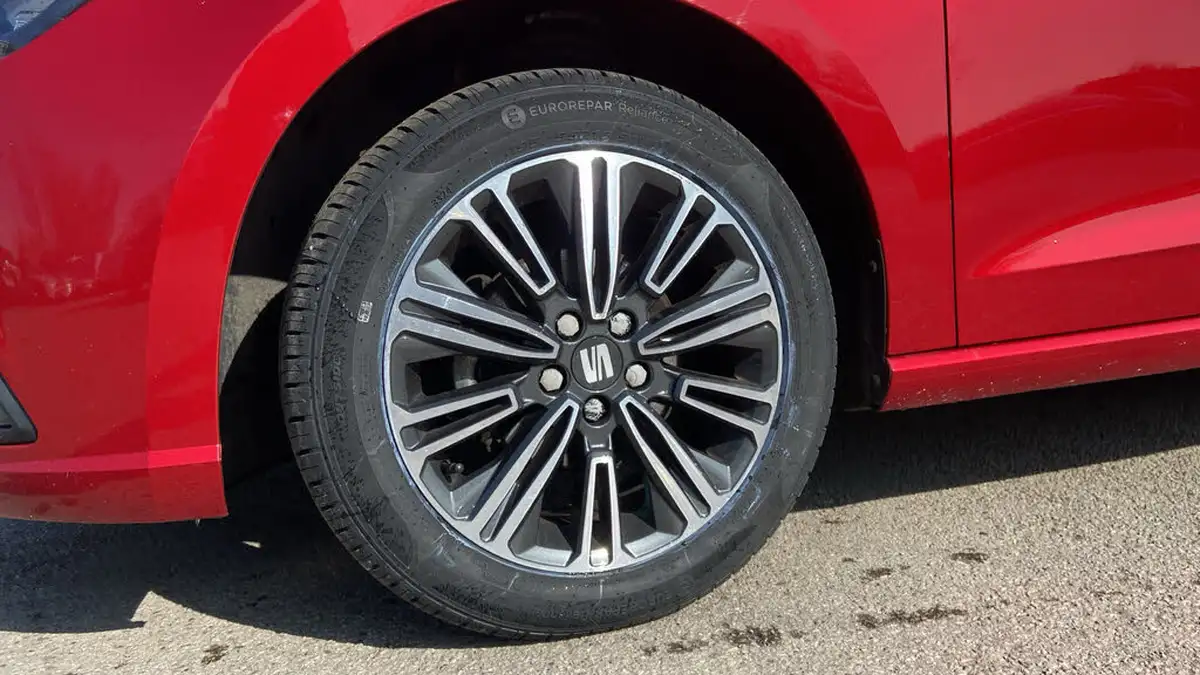 2022-seat-ibiza-10-tsi-se-technology-big-13