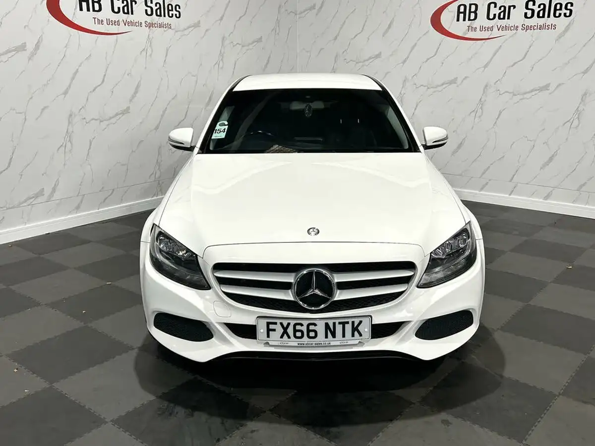 2016-mercedes-benz-c-class-16d-c200d-se-ss-saloon-4d-auto-big-1