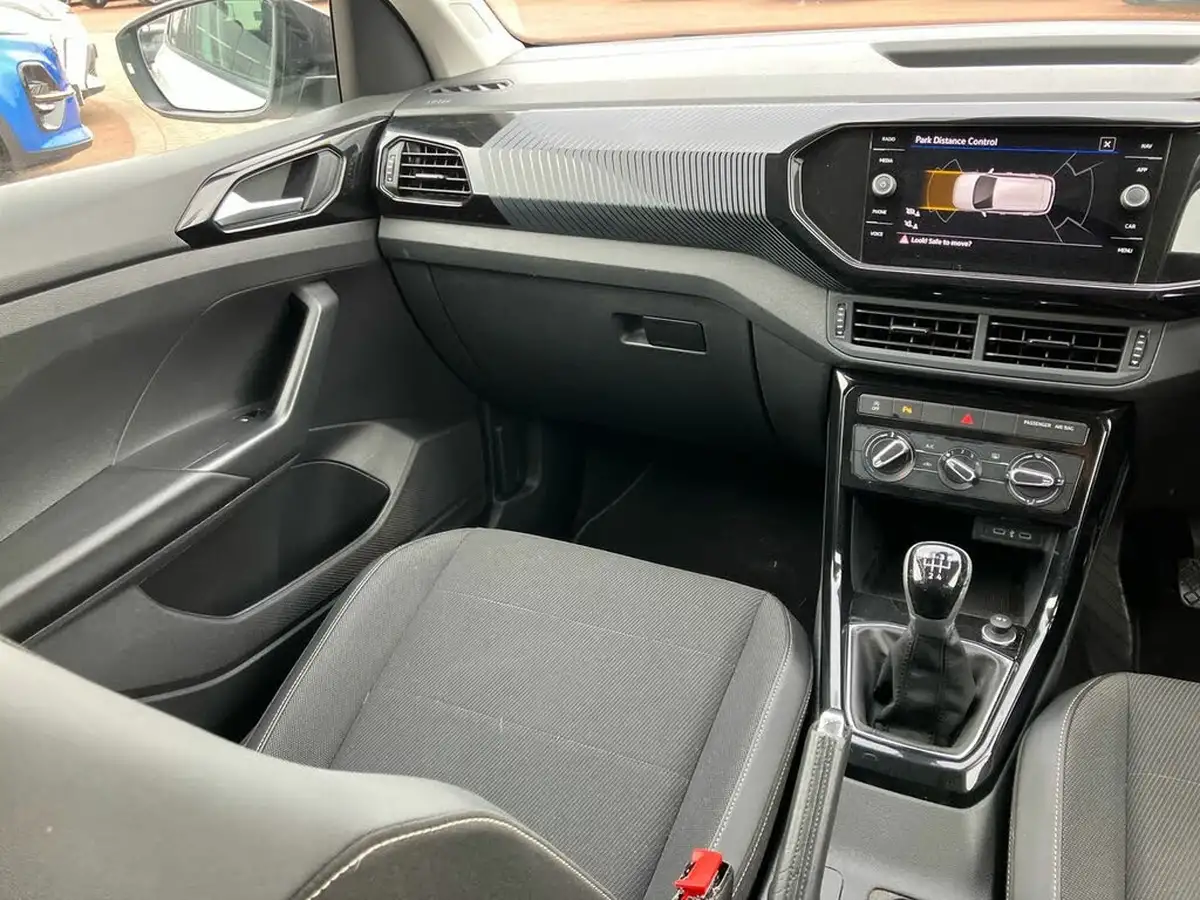 2023-volkswagen-t-cross-10-tsi-black-edition-95ps-big-16