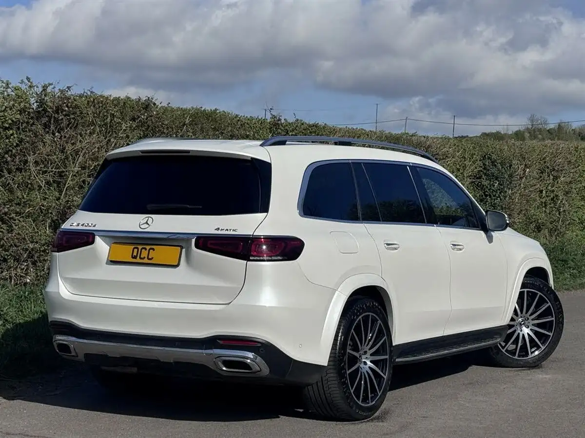 2020-mercedes-benz-gls-class-29d-gls400d-amg-line-premium-plus-big-3