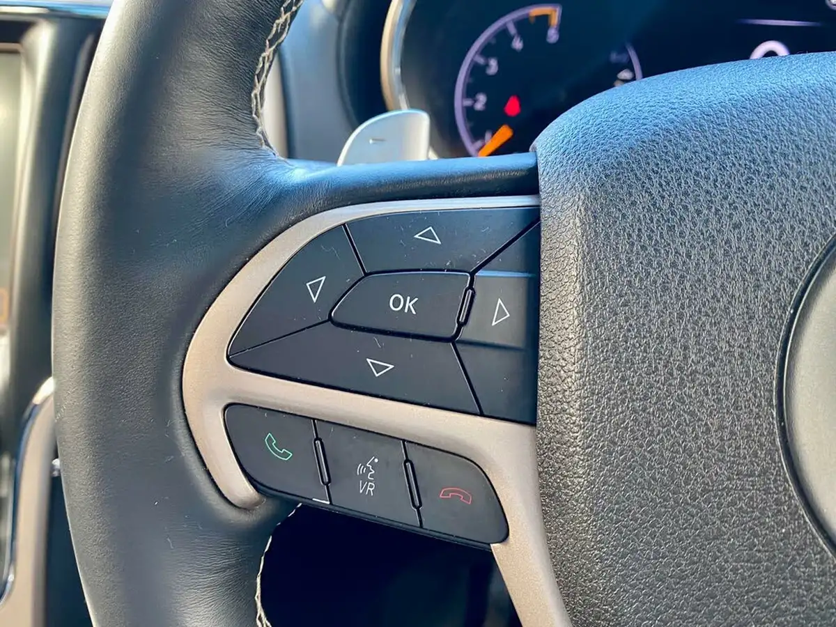 2014-jeep-grand-cherokee-30crd-overland-big-28