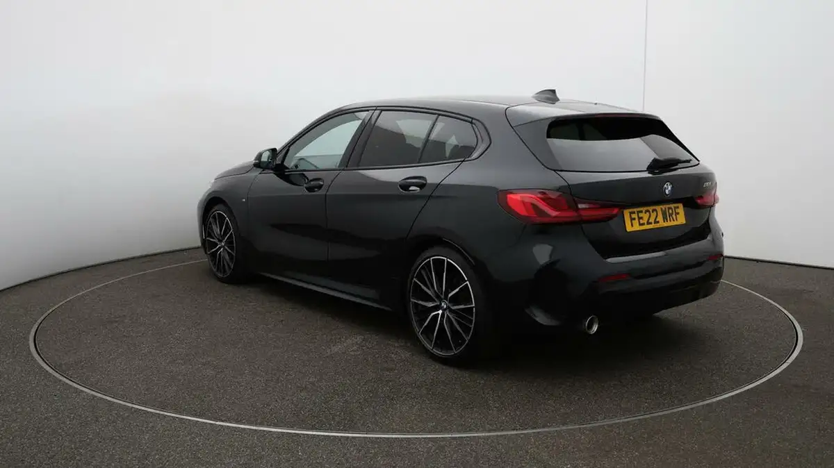 2022-bmw-1-series-15-118i-m-sport-lcp-dct-big-54