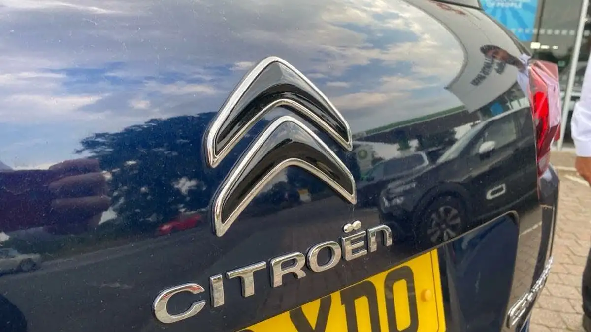 2023-citroen-c5-aircross-15bluehdi-sense-plus-ss-eat8-big-24