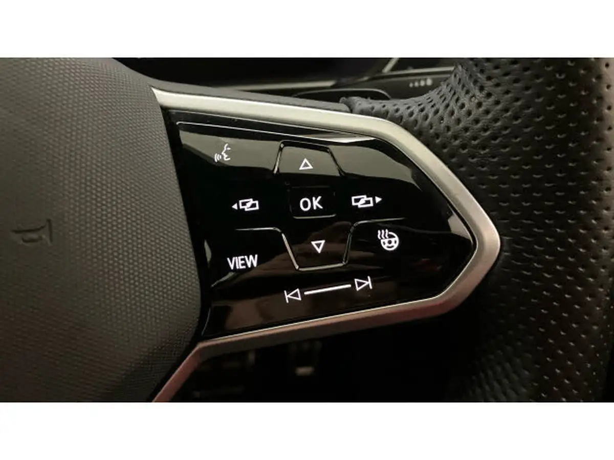 2023-volkswagen-tiguan-15-tsi-r-line-edition-big-17