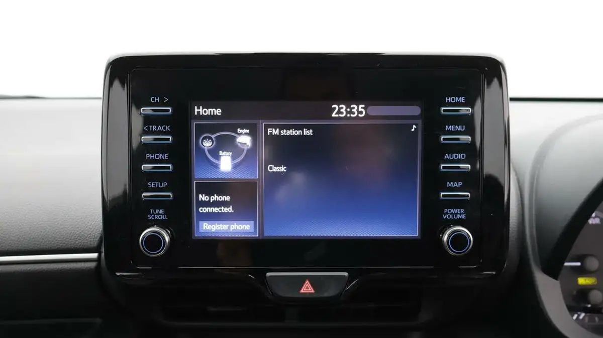 2022-toyota-yaris-15-vvt-i-icon-big-11