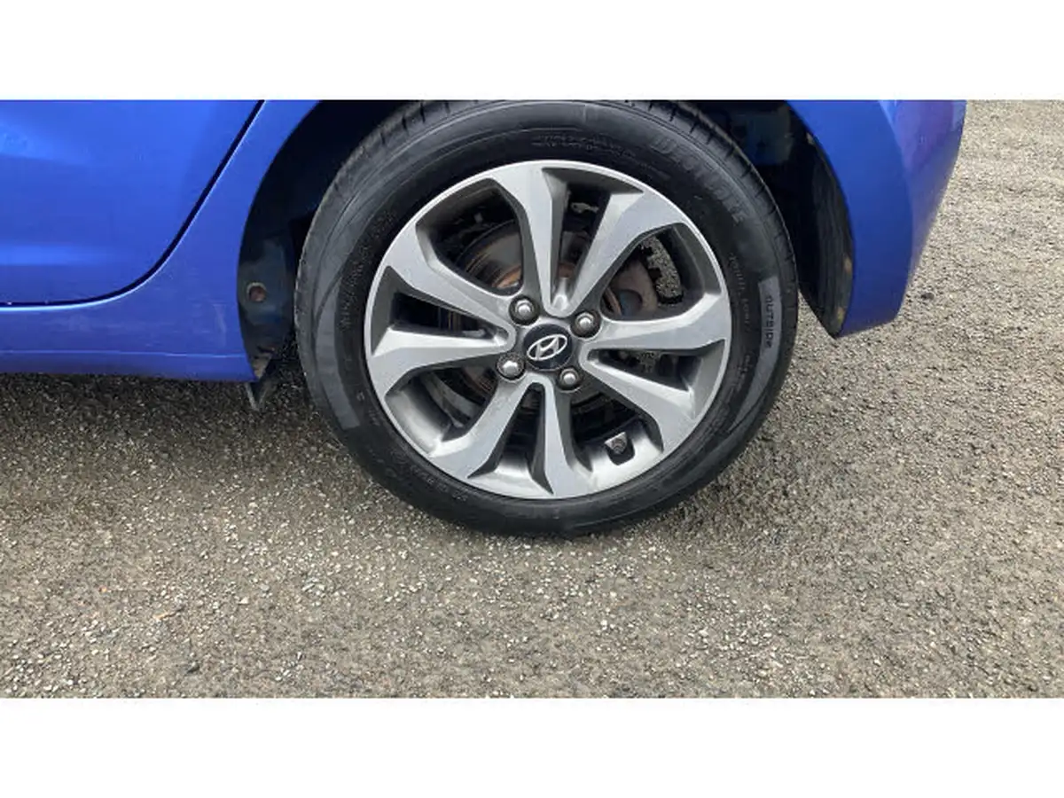 2019-hyundai-i10-10-play-big-41