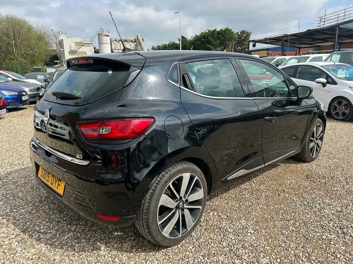 2015-renault-clio-15dci-dynamique-s-medianav-edc-auto-big-79