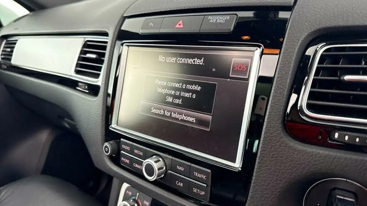 2014-volkswagen-touareg-30td-r-line-245ps-bmtss-big-14