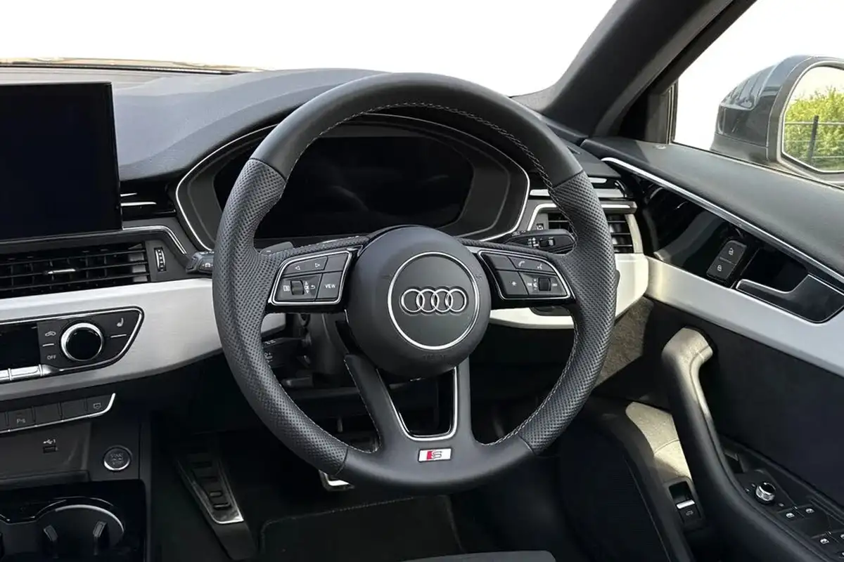 2024-audi-a4-20-35-tfsi-s-line-big-17