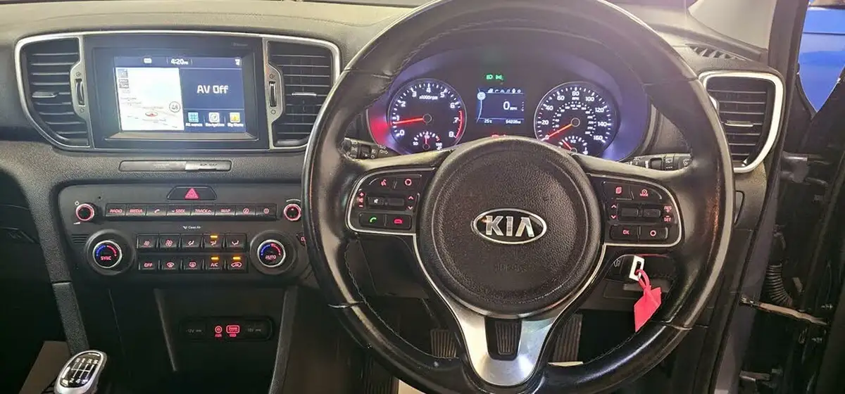 2017-kia-sportage-16-gdi-2-big-18