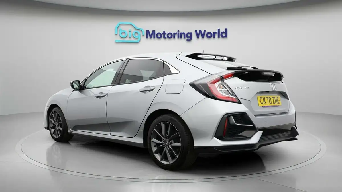 2020-honda-civic-16-i-dtec-ex-ss-hatchback-5d-big-4