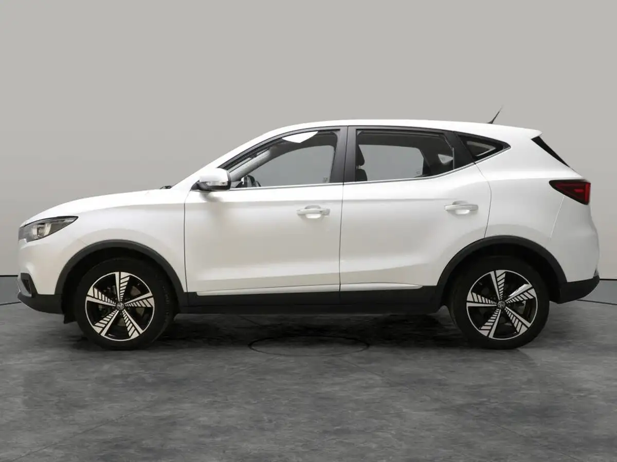 2020-mg-zs-suv-e-excite-ev-big-12