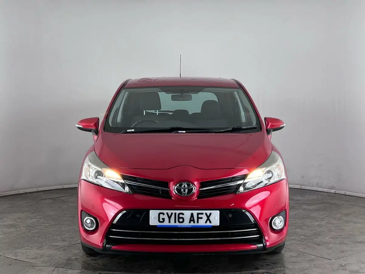 2016-toyota-verso-16d-d-4d-trend-big-4