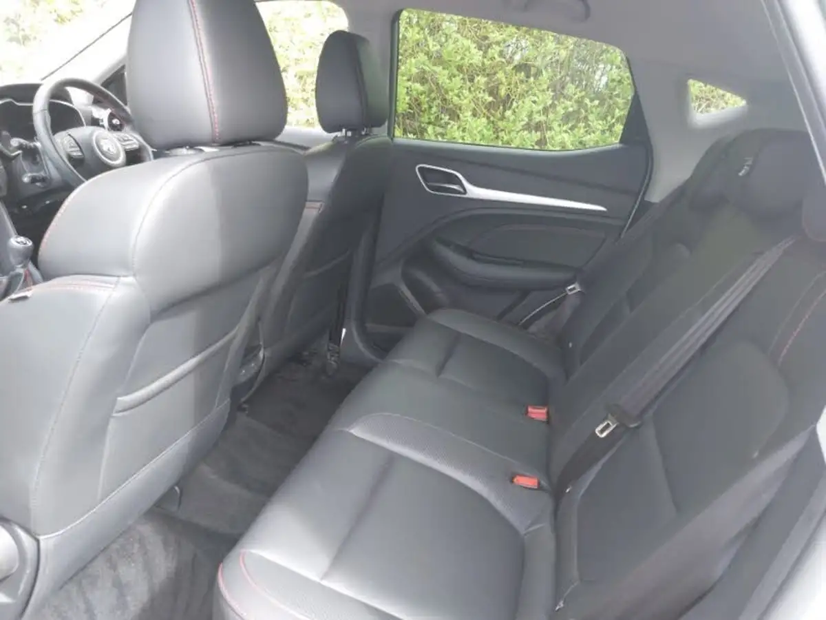 2023-mg-zs-suv-15-vti-tech-exclusive-big-5
