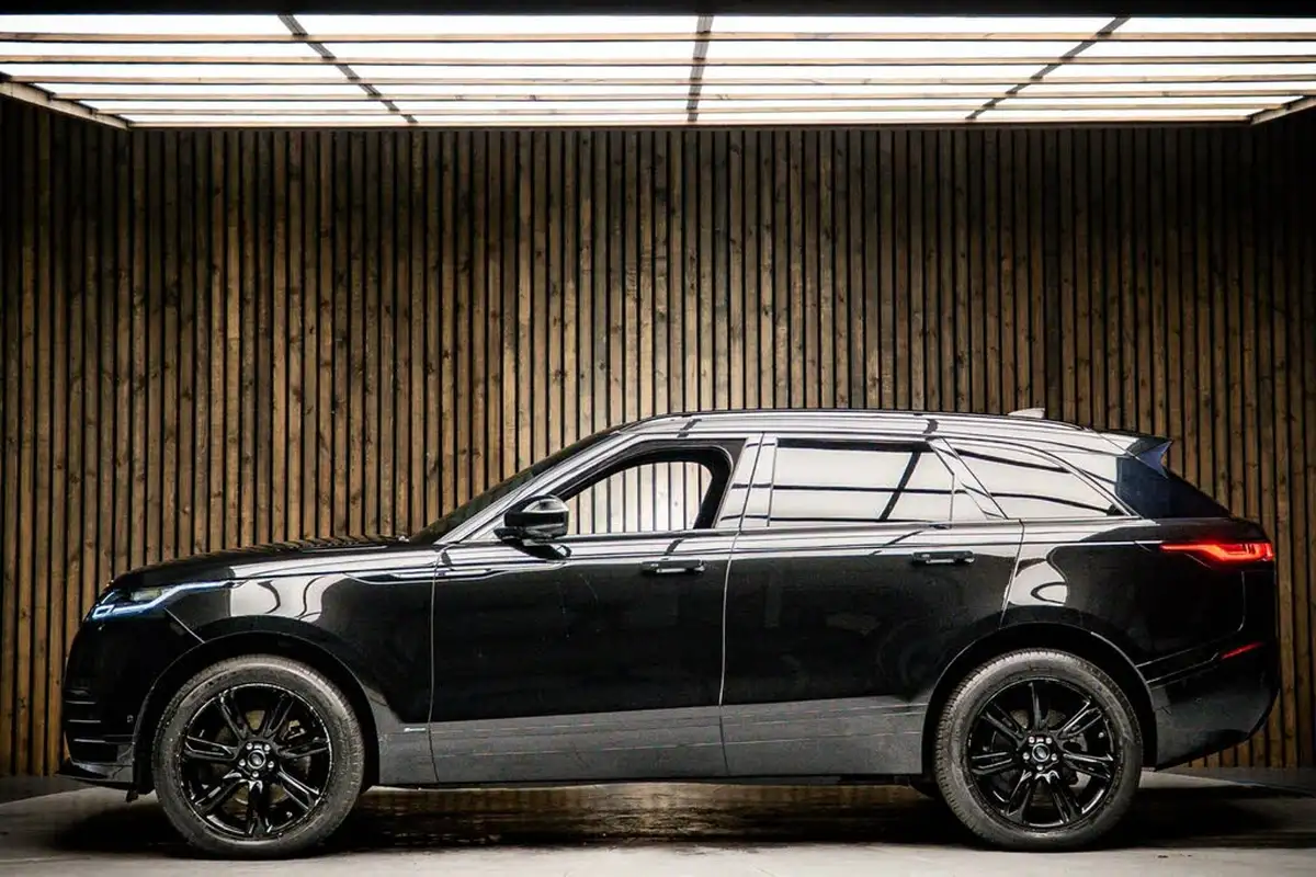 2021-land-rover-range-rover-velar-20-d200-velar-edition-big-6