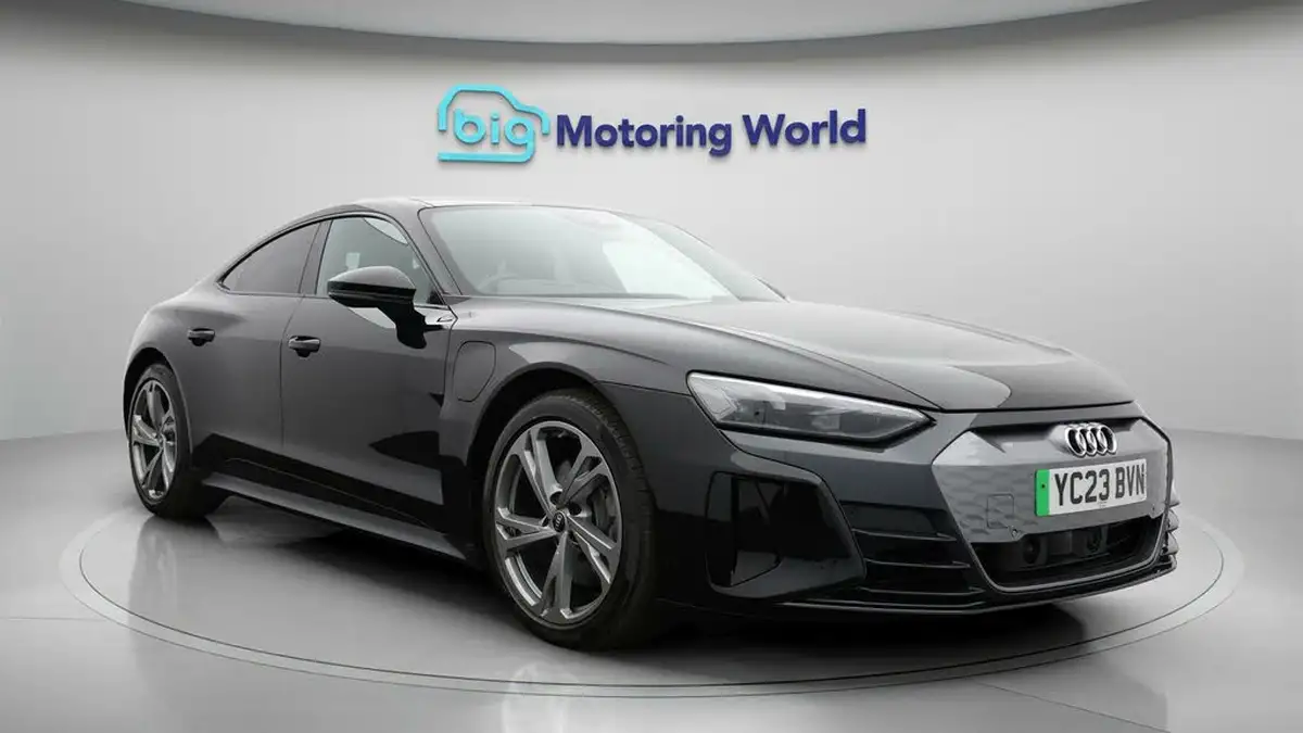 2023-audi-e-tron-gt-e-big-1