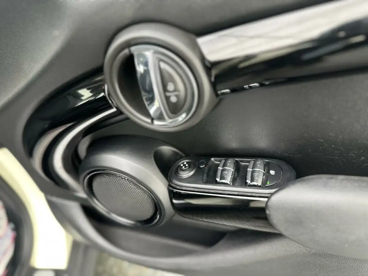 2016-mini-cooper-20td-cooper-sd-170bhp-ss-hatchback-5d-big-41