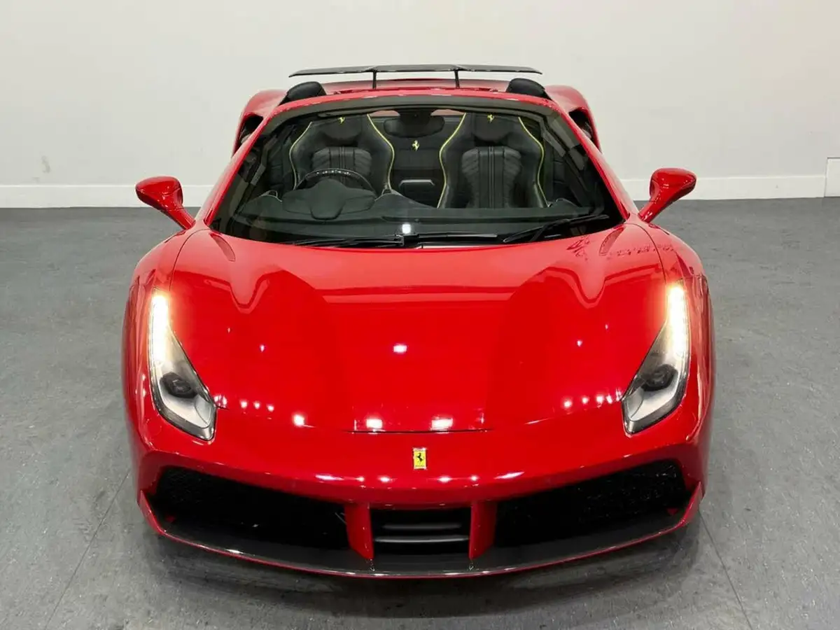 2018-ferrari-488-39-488-spider-big-18