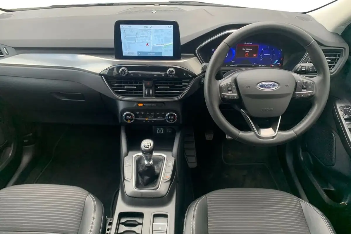 2020-ford-kuga-15-titanium-big-10