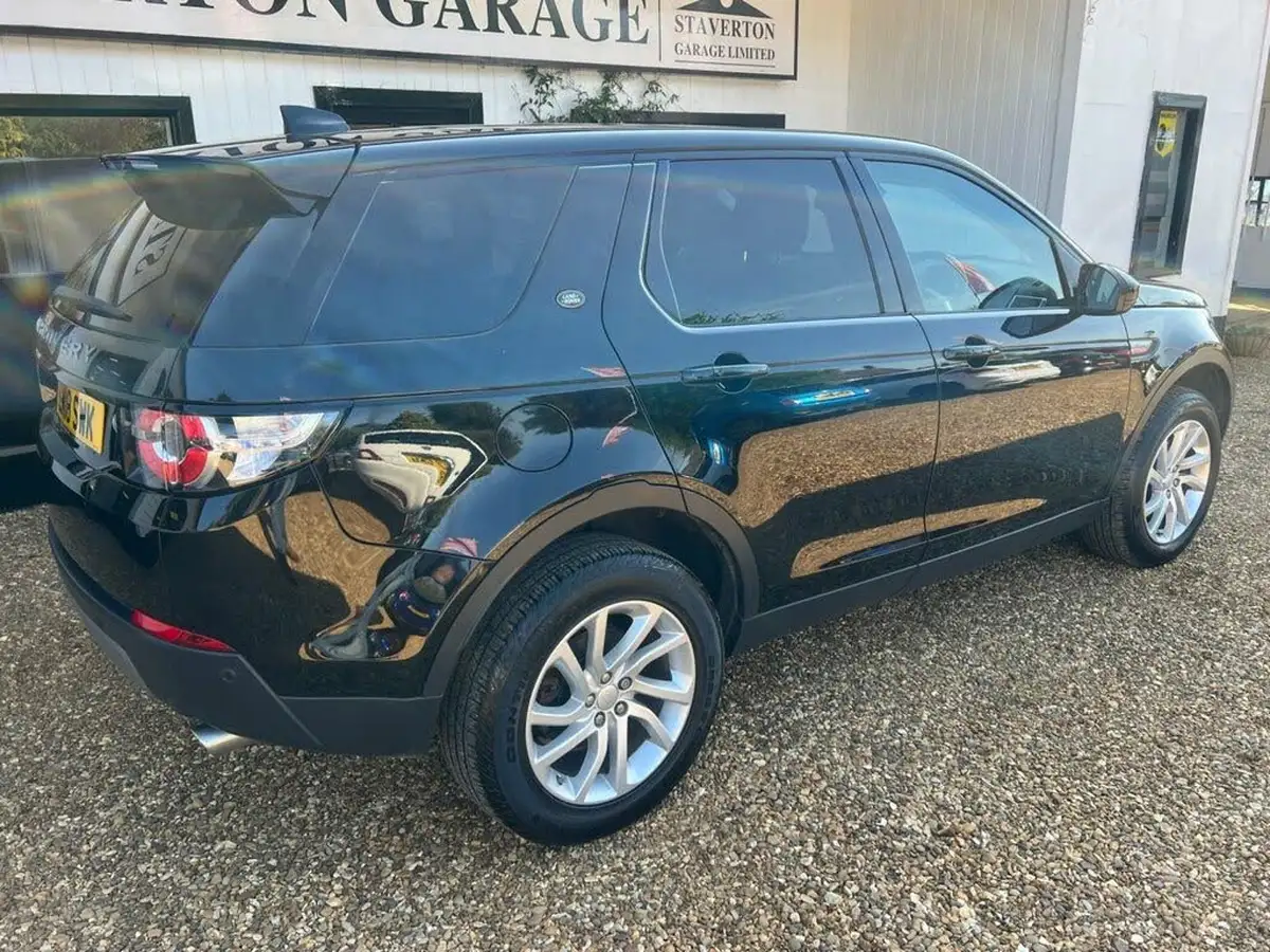 2018-land-rover-discovery-sport-20td4-se-tech-182ps-auto-big-5