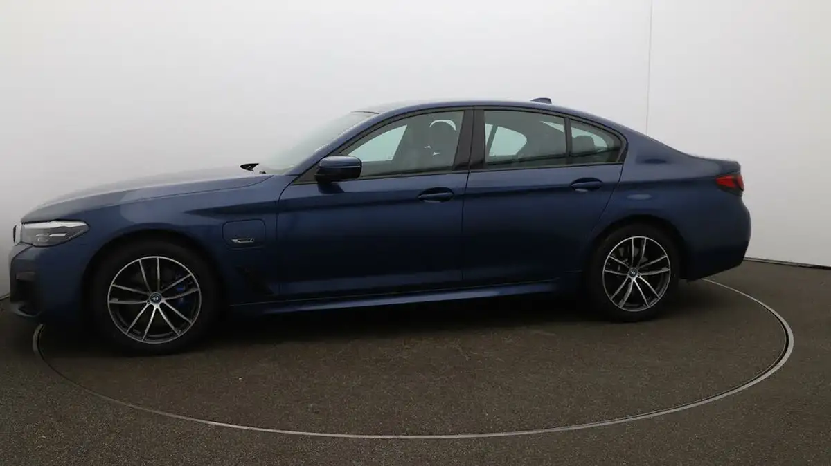 2021-bmw-5-series-20-530e-m-sport-saloon-4d-big-59