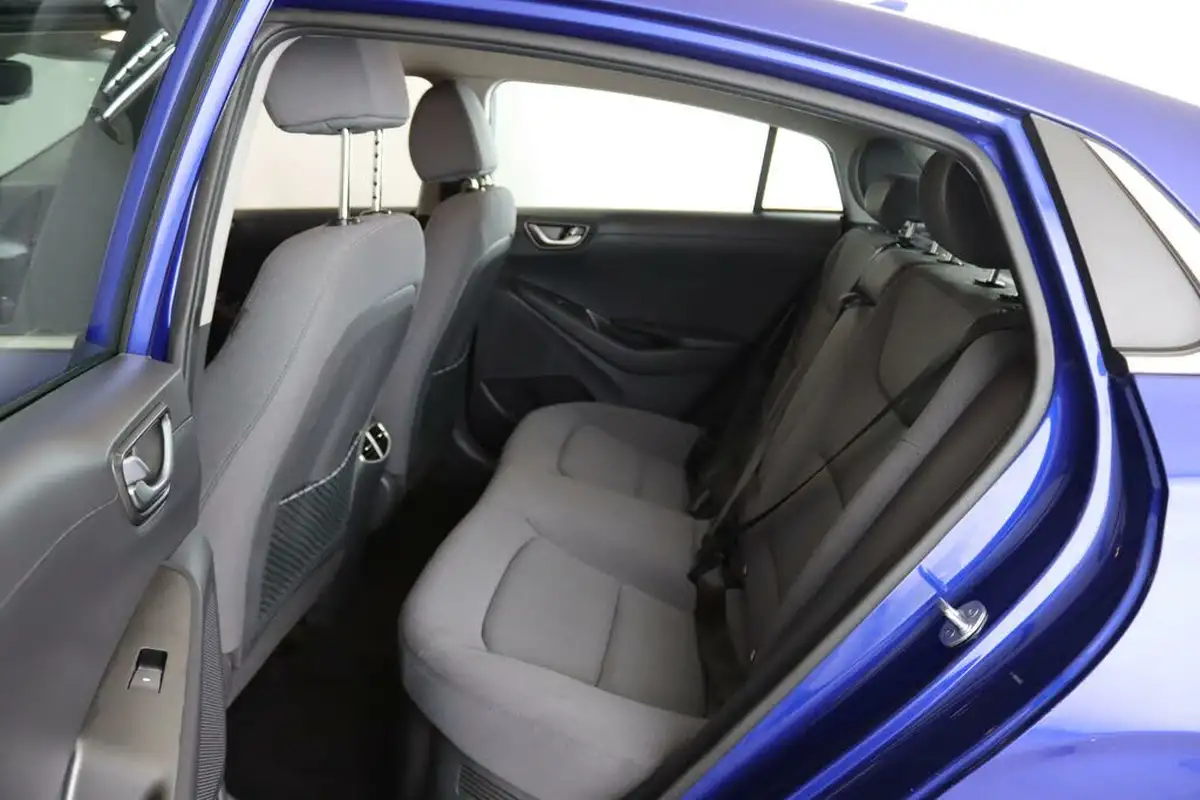 2020-hyundai-ioniq-16-gdi-premium-hybrid-big-11