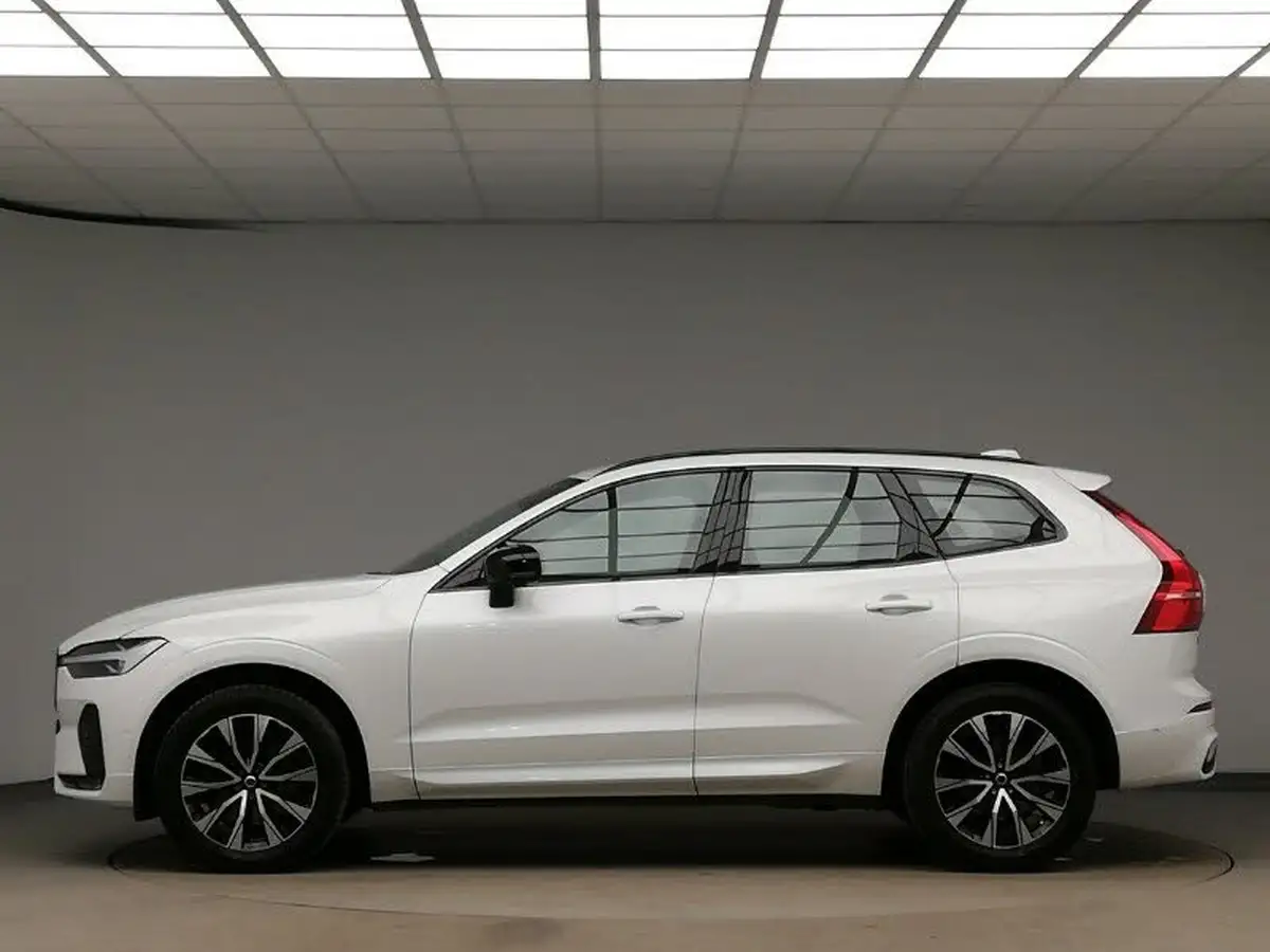2023-volvo-xc60-20-b5-plus-big-3
