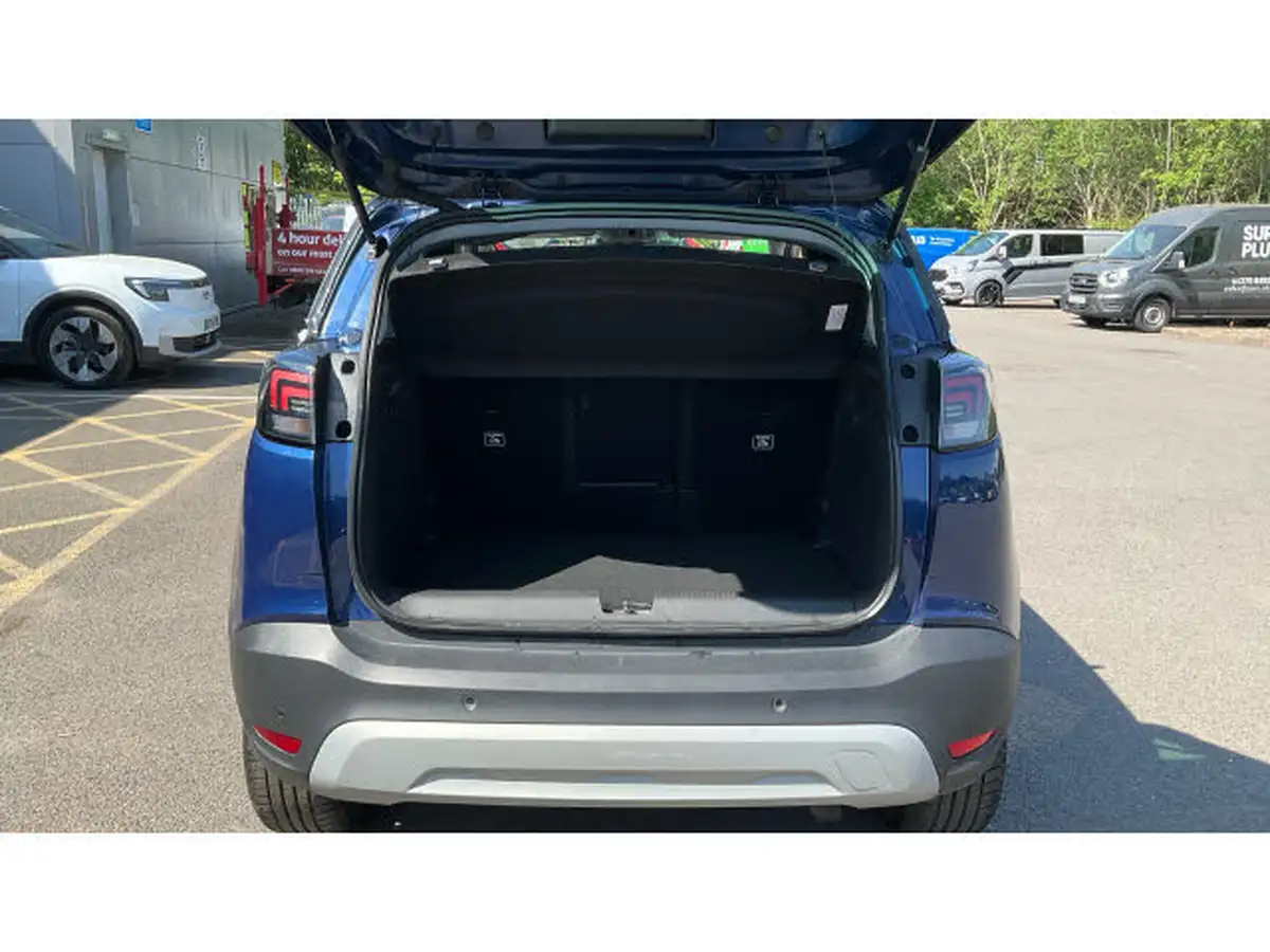 2021-vauxhall-crossland-12-sri-nav-130ps-big-3