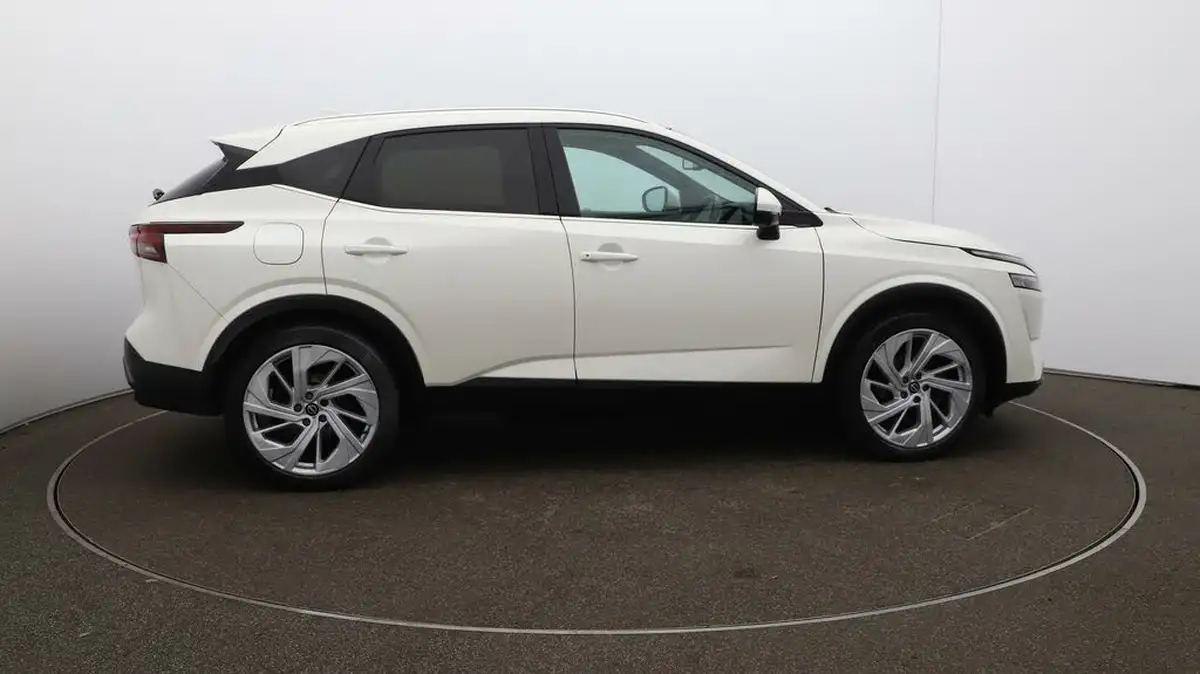 2022-nissan-qashqai-13-dig-t-tekna-big-43