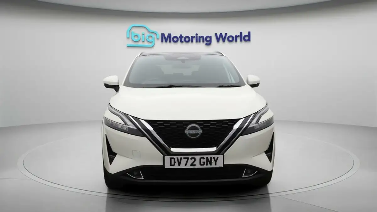 2022-nissan-qashqai-13-dig-t-tekna-big-2
