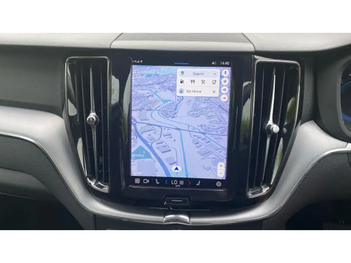 2021-volvo-xc60-20td-b4-momentum-awd-big-29